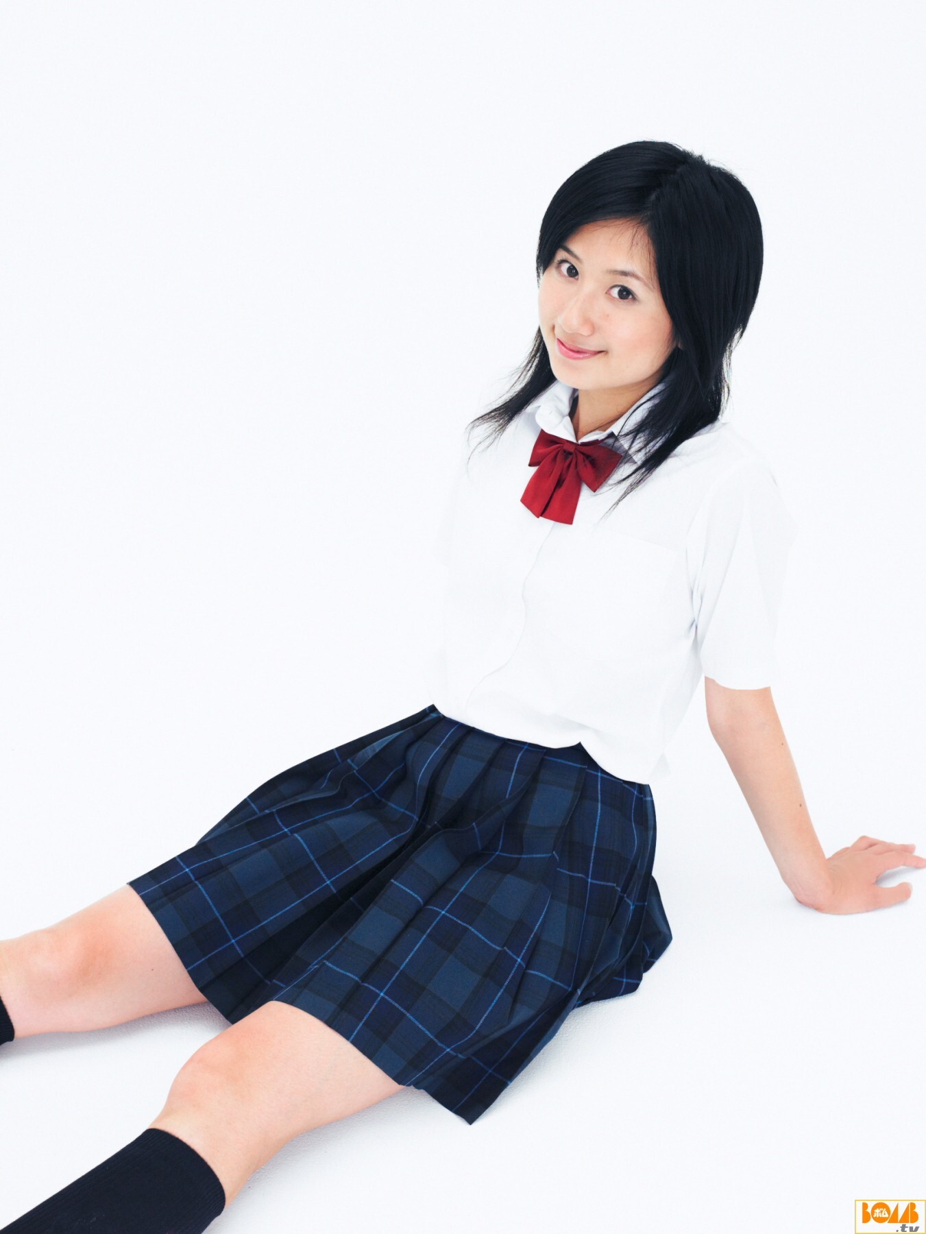 [Bomb.tv] アイドリング!!!  Idoling  性感诱惑av女优